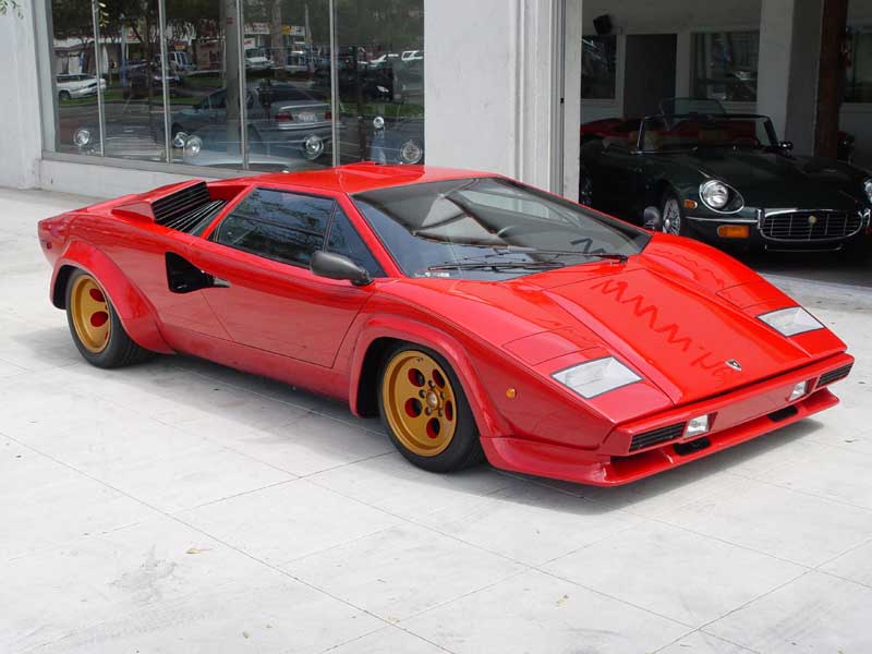 Of supercars from this era in my opinion the Lamborghini Countach was only
